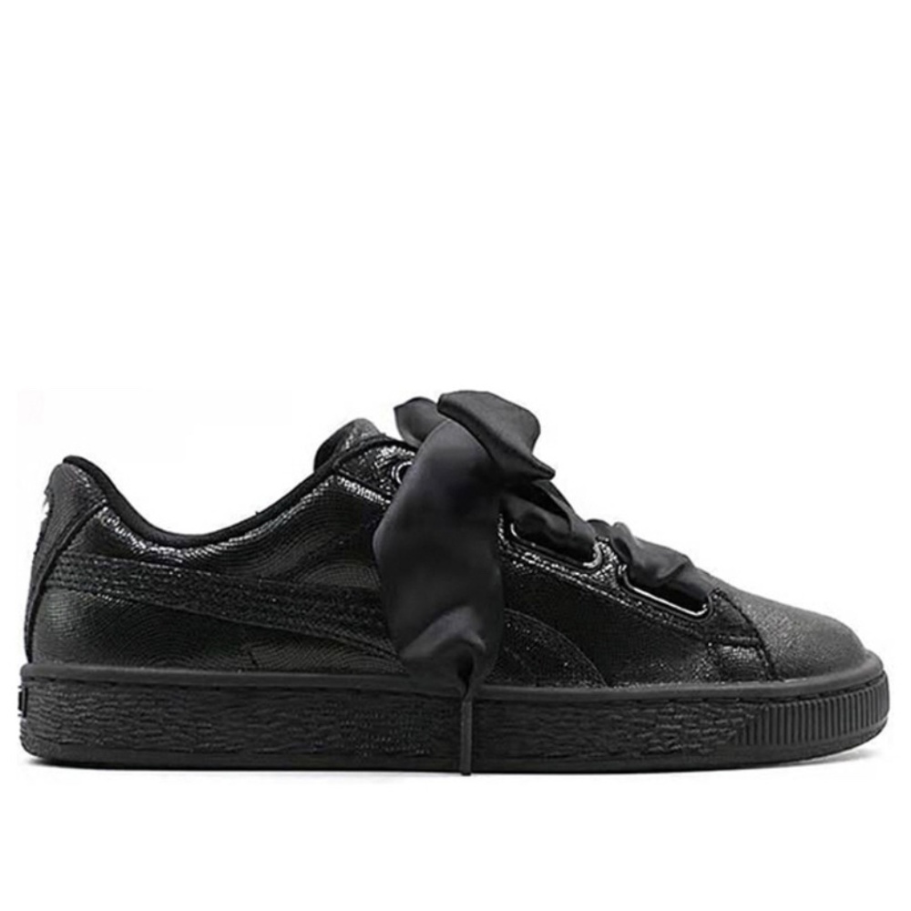 NEW PUMA Basket Heart Night Sky Shoes